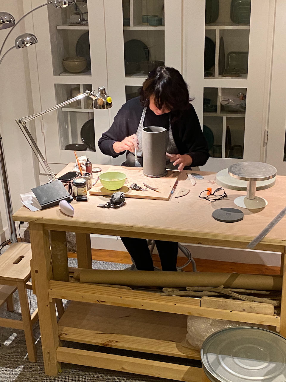 Confection d'une cruche à la planque