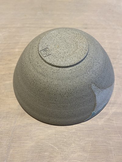 Saladier en céramique artisanale - Vue 3 - GG204